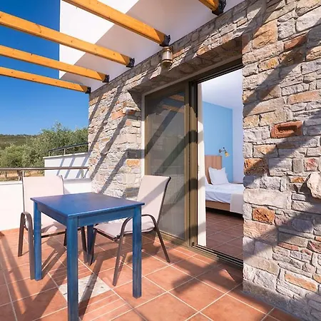 Petra Natura לימנריה